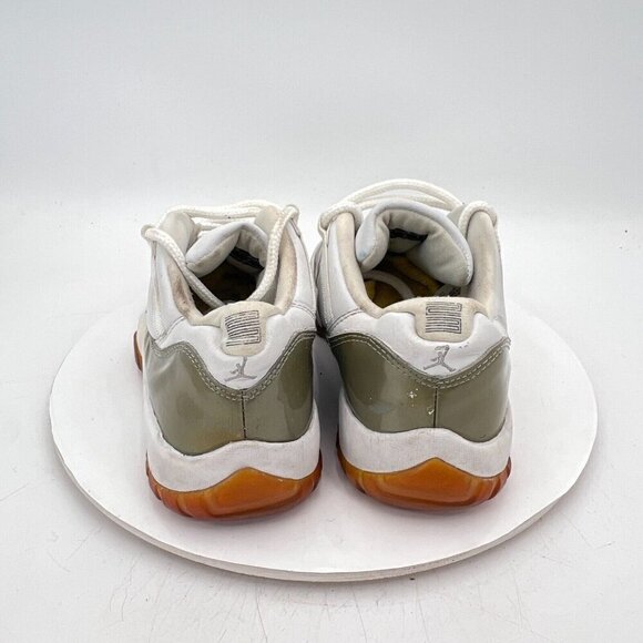 Vintage Nike Air Jordan XI R Women Size 10 833001-102 White Shoes Made In China - Picture 5 of 13